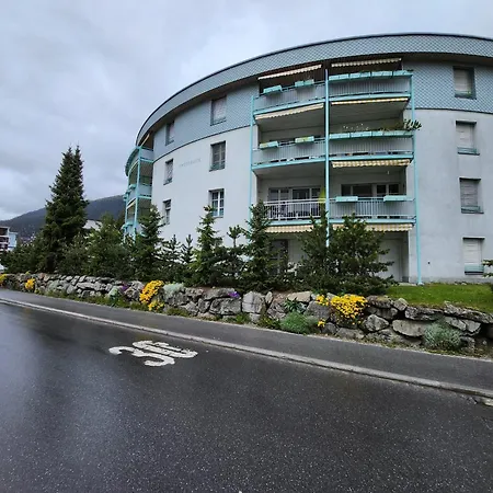 Lägenhet Fuer 5 Pers Neben Talstation Jakobshorn Skipiste Vollausgestattete Kueche