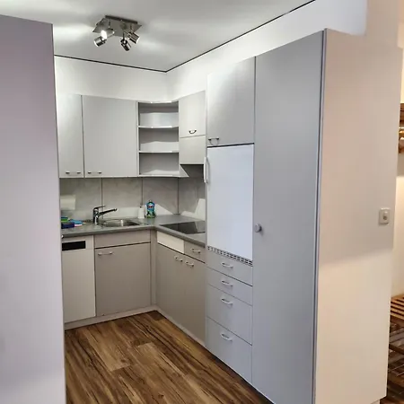 Modernes Neben Jakobshornbahn Mit 5 Einzelbetten *